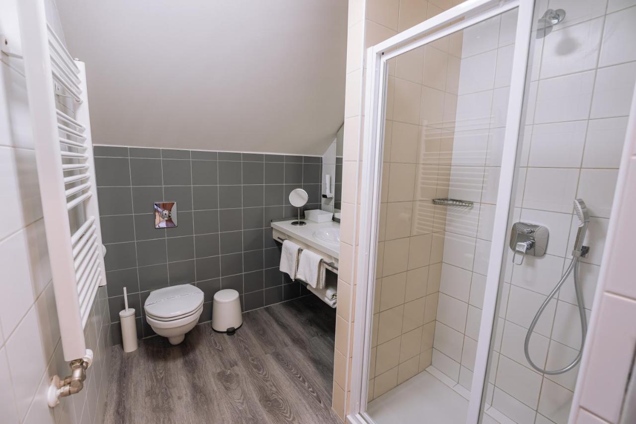 Vadvirag Panzio Hotel Agfalva Bagian luar foto